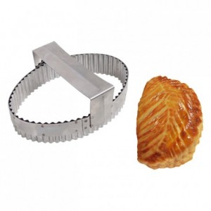 Apple turnover cutter with handle stainless steel 170 x 120 mm